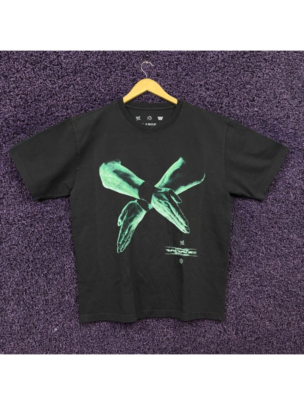WWE x XO The Weeknd D-Generation X Suck It Slogan T-Shirt L